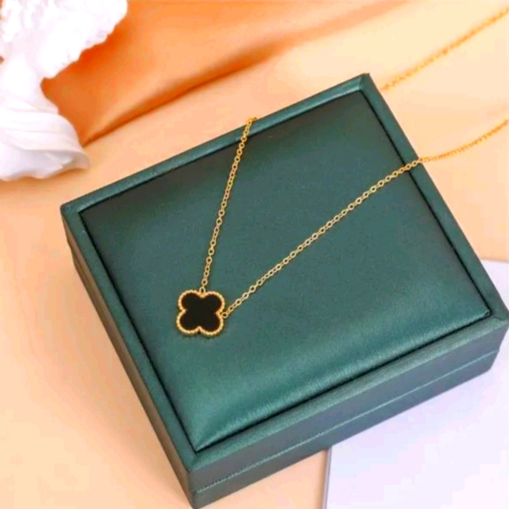 Necklace and Earring Set